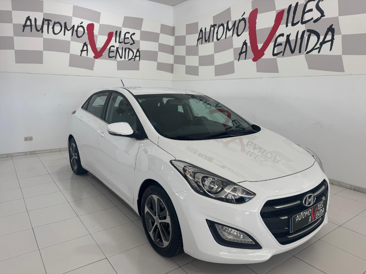 Hyundai i30 Tecno Bluedrive foto miniatura