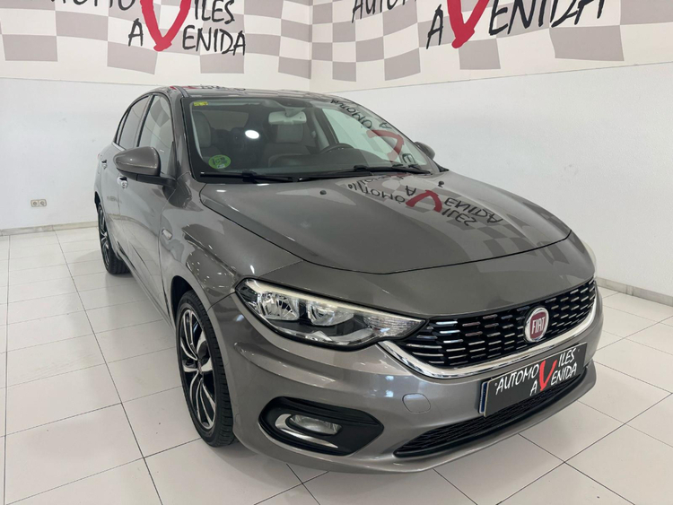 FIAT TIPO LOUNGE PLUS foto miniatura
