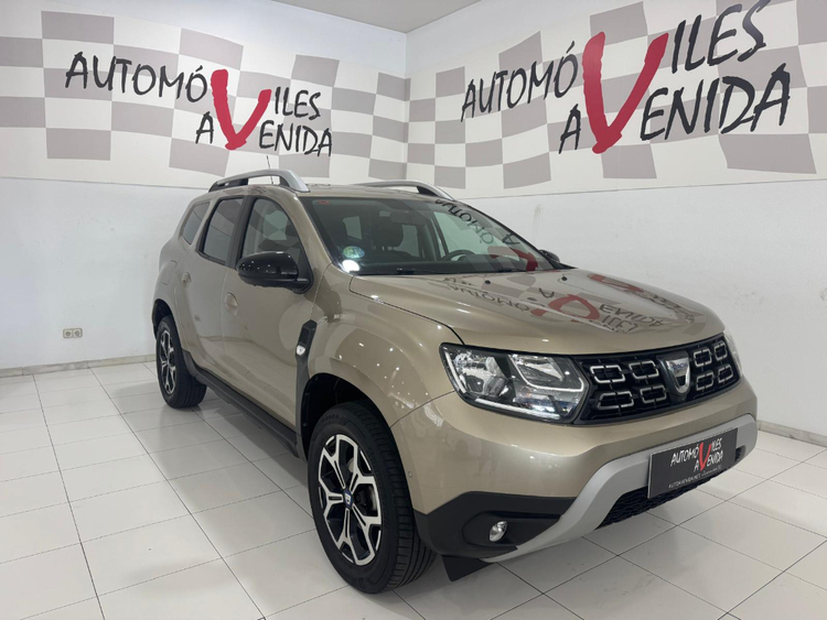 DACIA DUSTER 15th ANNIVERSARY foto miniatura