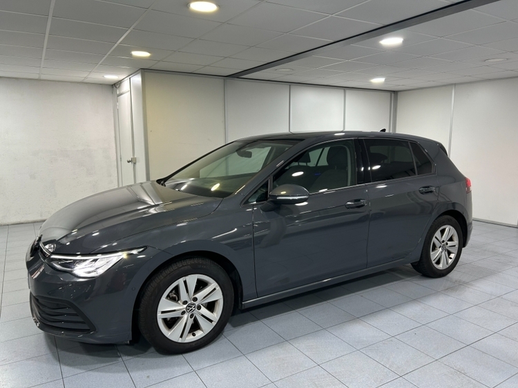 Volkswagen Golf VIII Life eTSI foto miniatura