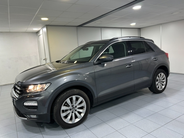 Volkswagen T-Roc Advance foto miniatura