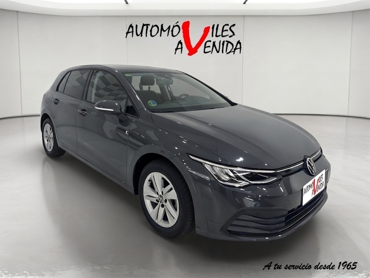 Volkswagen Golf VIII Life eTSI foto miniatura