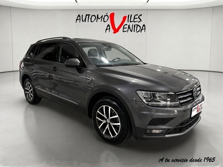 Volkswagen Tiguan Advance foto miniatura