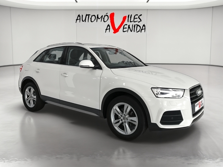 Audi Q3 Design Edition foto miniatura