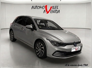 Volkswagen - Golf VIII