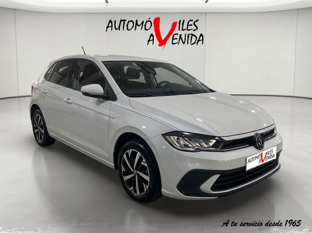 Volkswagen Polo Más foto miniatura
